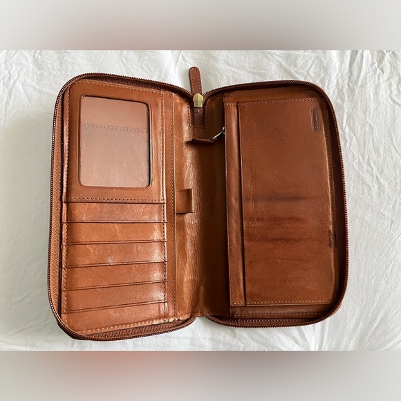 Coach Leather Wallet - Picture 2 of 5